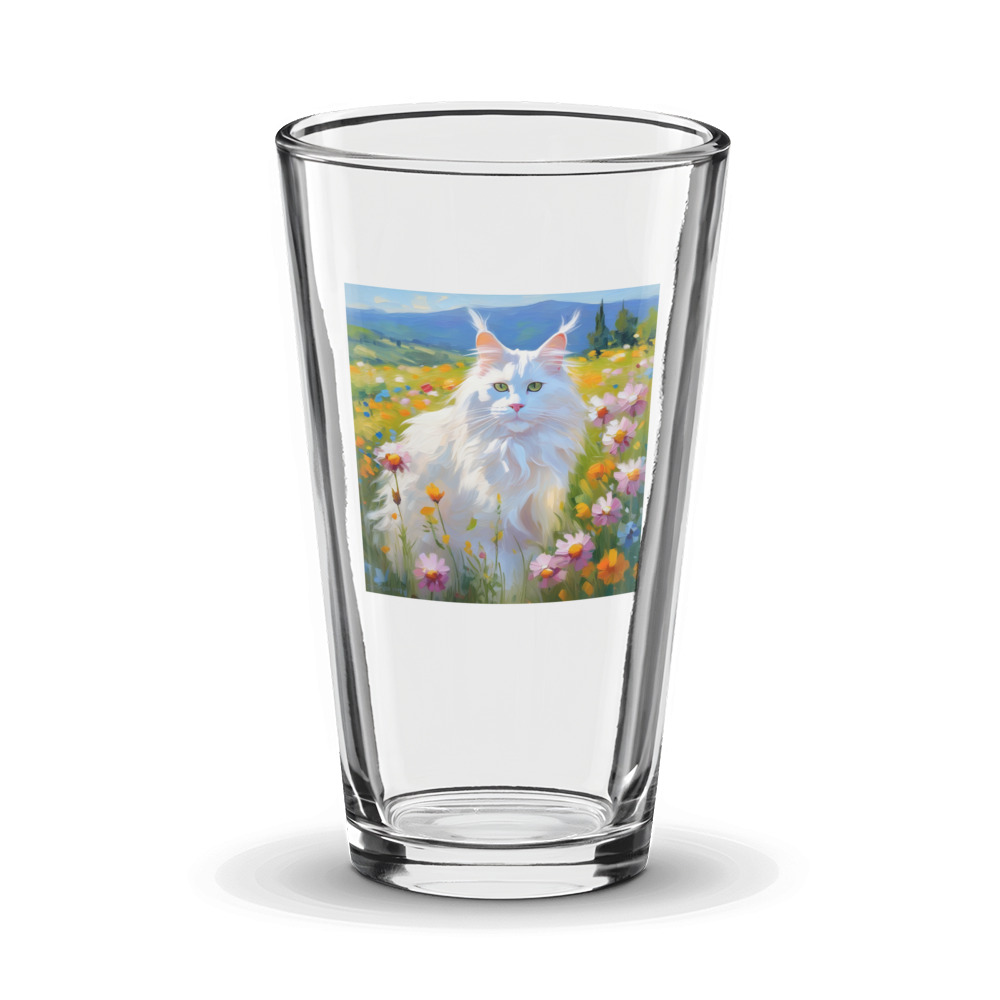PugMug Custom White Maine Coon Cat Glass Tumbler