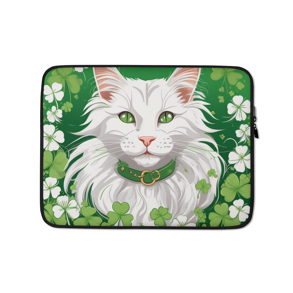 PugMug Custom White Maine Coon Cat Laptop Sleeve