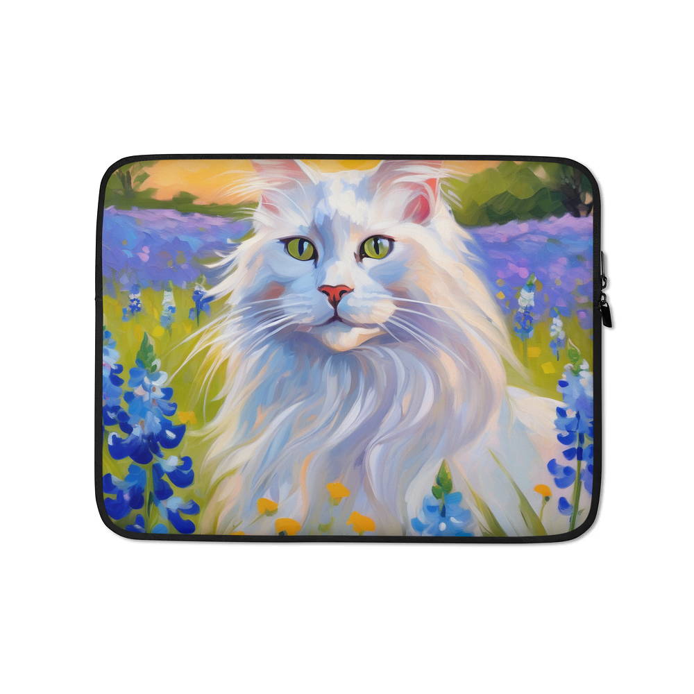PugMug Custom White Maine Coon Cat Laptop Sleeve
